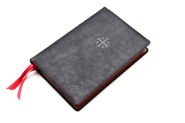 Schuyler Personal Size Canterbury KJV, Black Goatskin Bible – PREORDER - Image 2