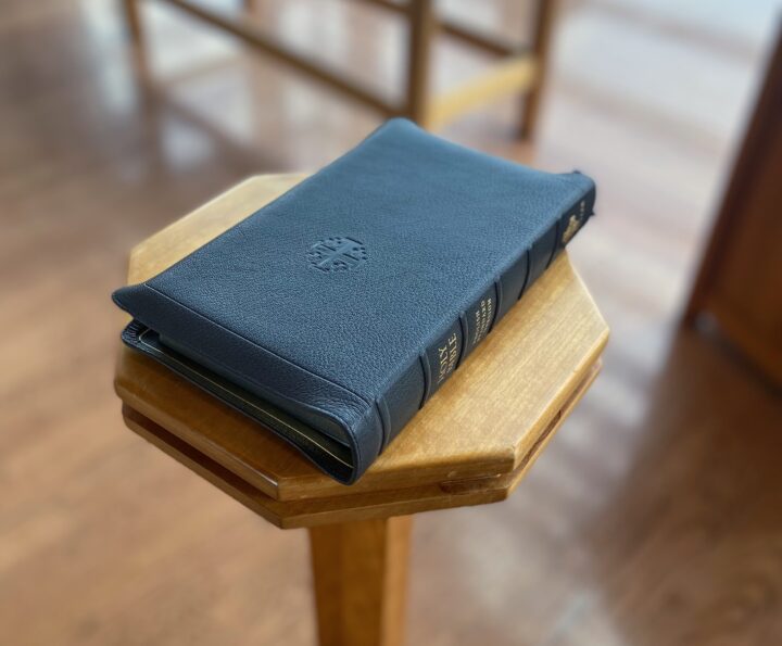 Schuyler Treveris ESV, Full Yapp Imperial Blue Goatskin Bible - Image 2